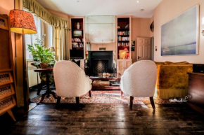 Elegant Central London Flat with Stylish Decor, London